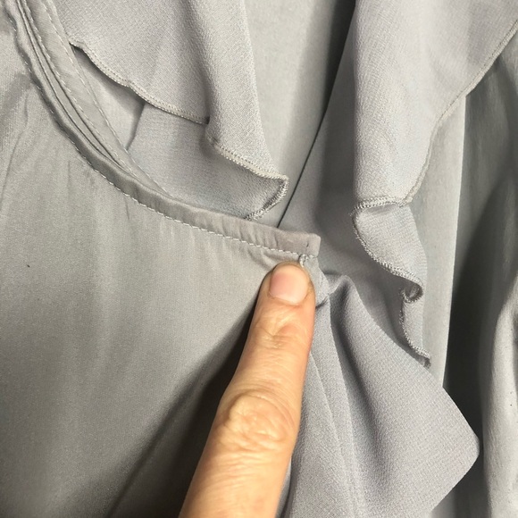 Express sleeveless top - Picture 4 of 4